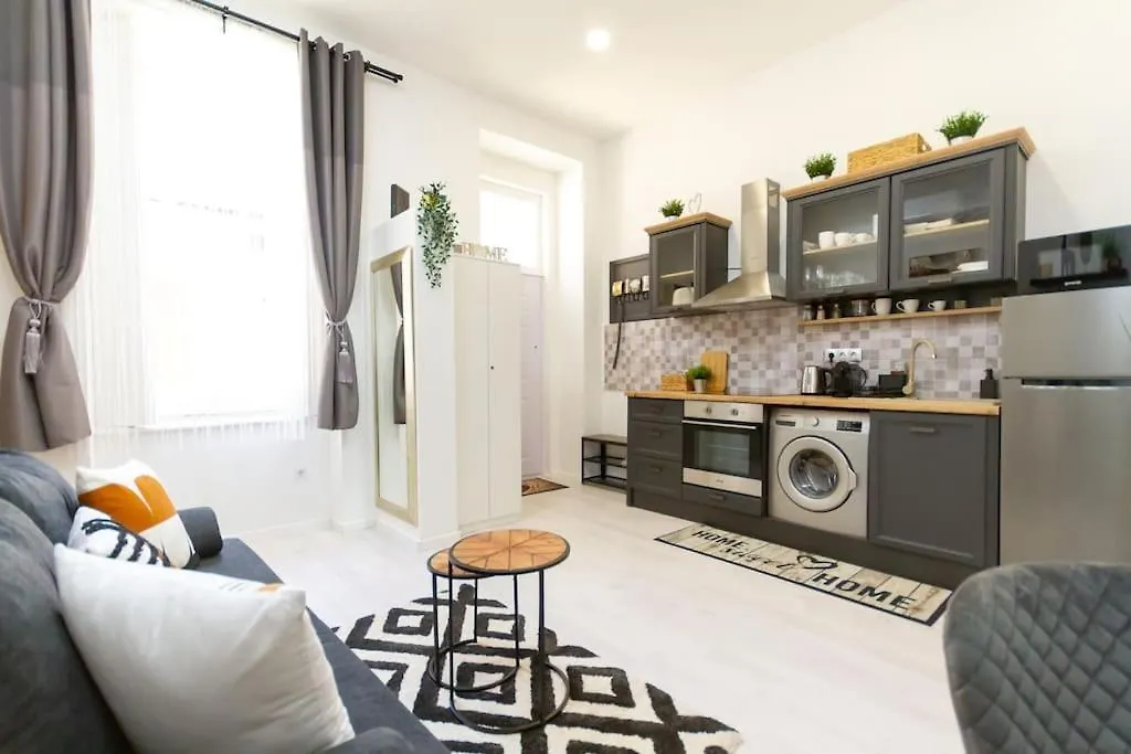 Harmonic Audio Hideaway By Nw Apartment Budapest